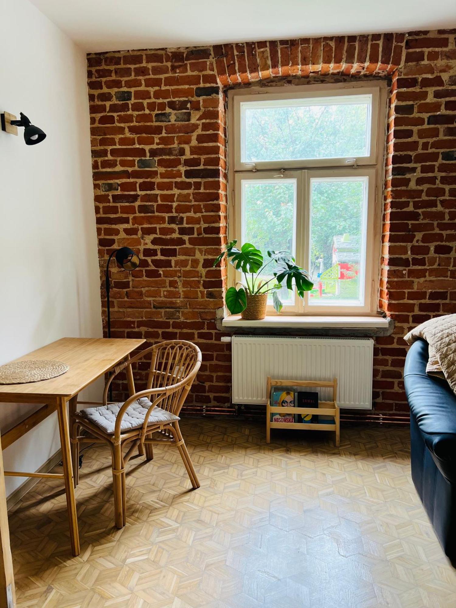 Dom Z Ogrodem W Zaciszu W-wy Holiday home *